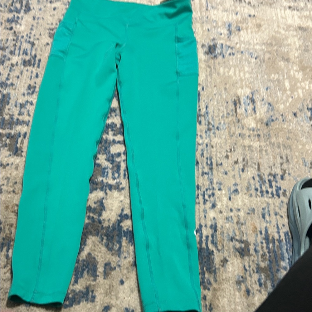 Women’s Nike leggings green